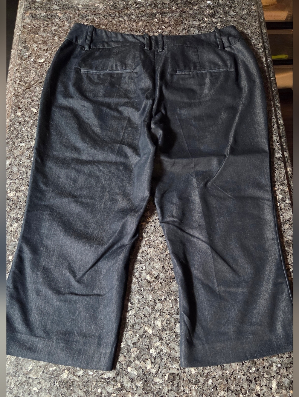 *BRAND NEW NEVER WORN* Mossimo Supply Co. Dark Gray/Black Cropped Ankle Pants